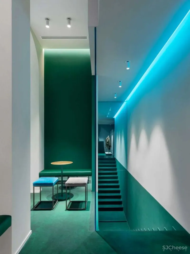 Visual Display，米兰Slowear 18概念店设计