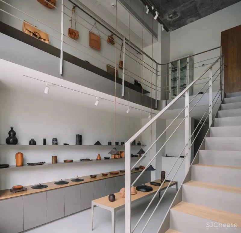 GTD 新作 一纳夫 · 皮革研究所