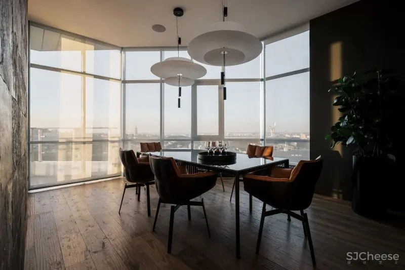 290㎡双层豪宅,大理石与黄铜的碰撞,轻奢又复古!