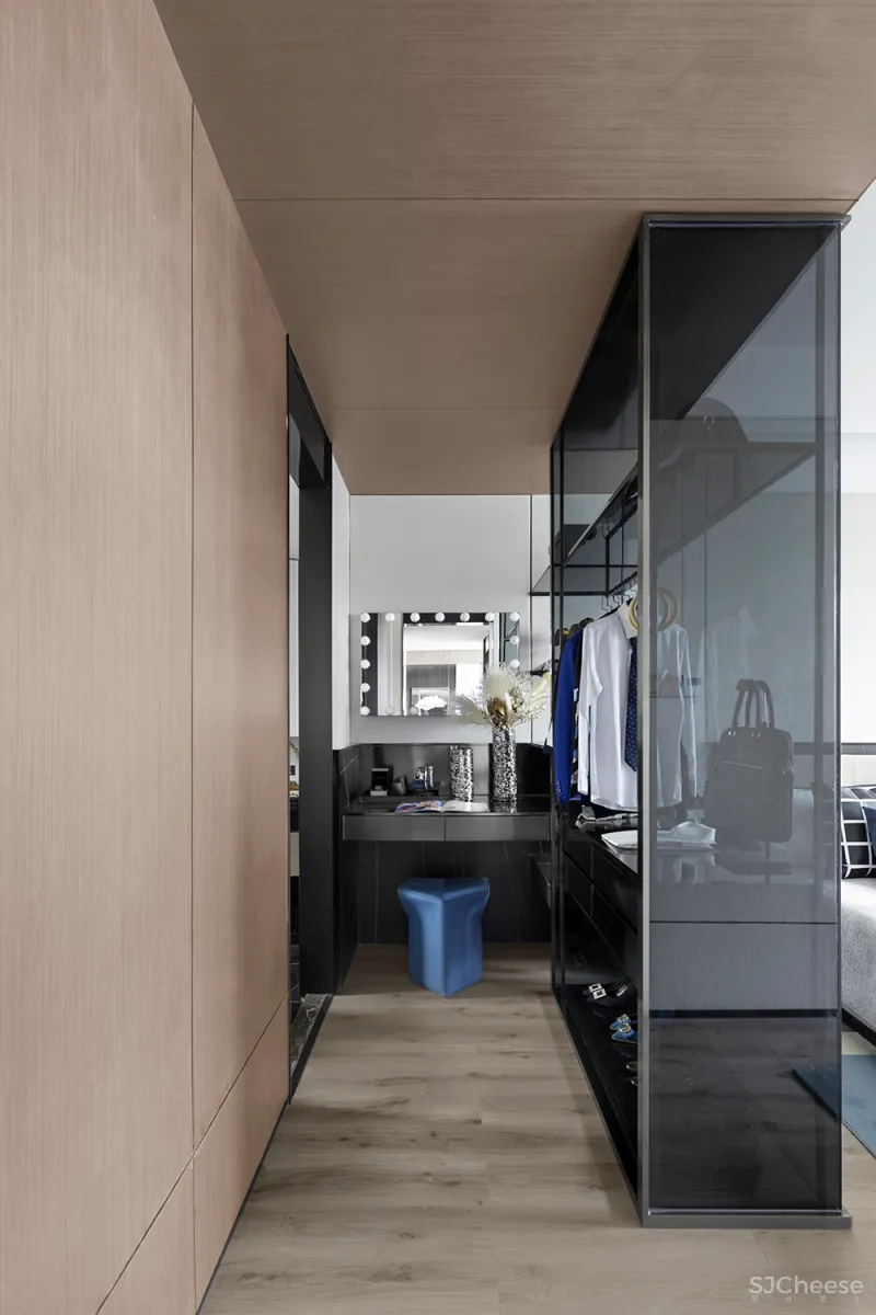 岳蒙:白 N色,简朴至极的高级!