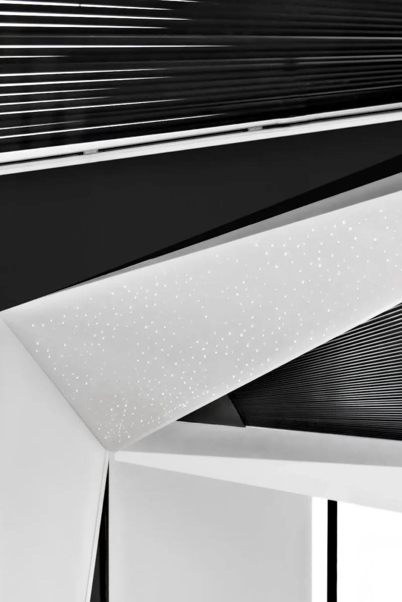 伍玛设计:点、线、面,进化中释放数字浪漫