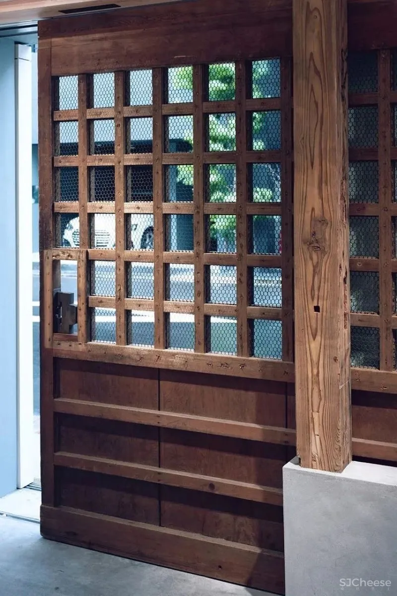 叫板星巴克!日本“网红”设计师,把老厂房改造成咖啡馆,价值47亿,吸引千万人打卡!