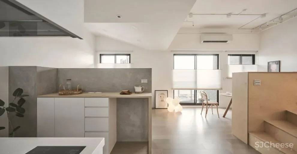 原木纯白空间感,简约轻盈的台式美宅