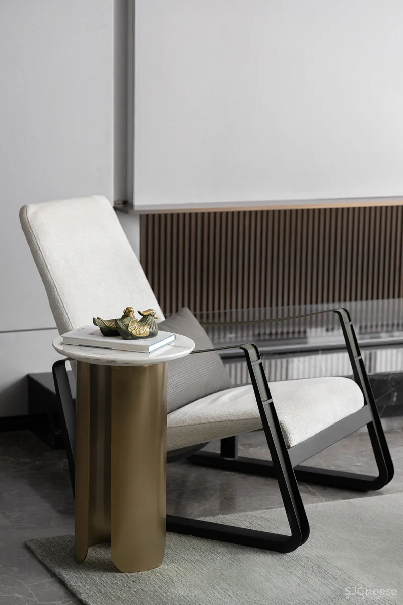 岳蒙:白 N色,简朴至极的高级!