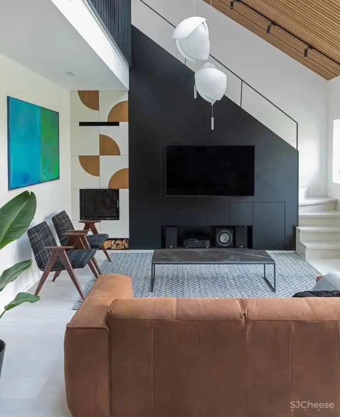 曾经劣势明显的斜顶小屋,摇身变为了时髦与舒适兼得的梦想宅