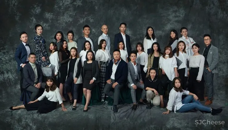 G ART 集艾 410㎡ 野奢大平层,自带空中泳池,坐拥一座山!