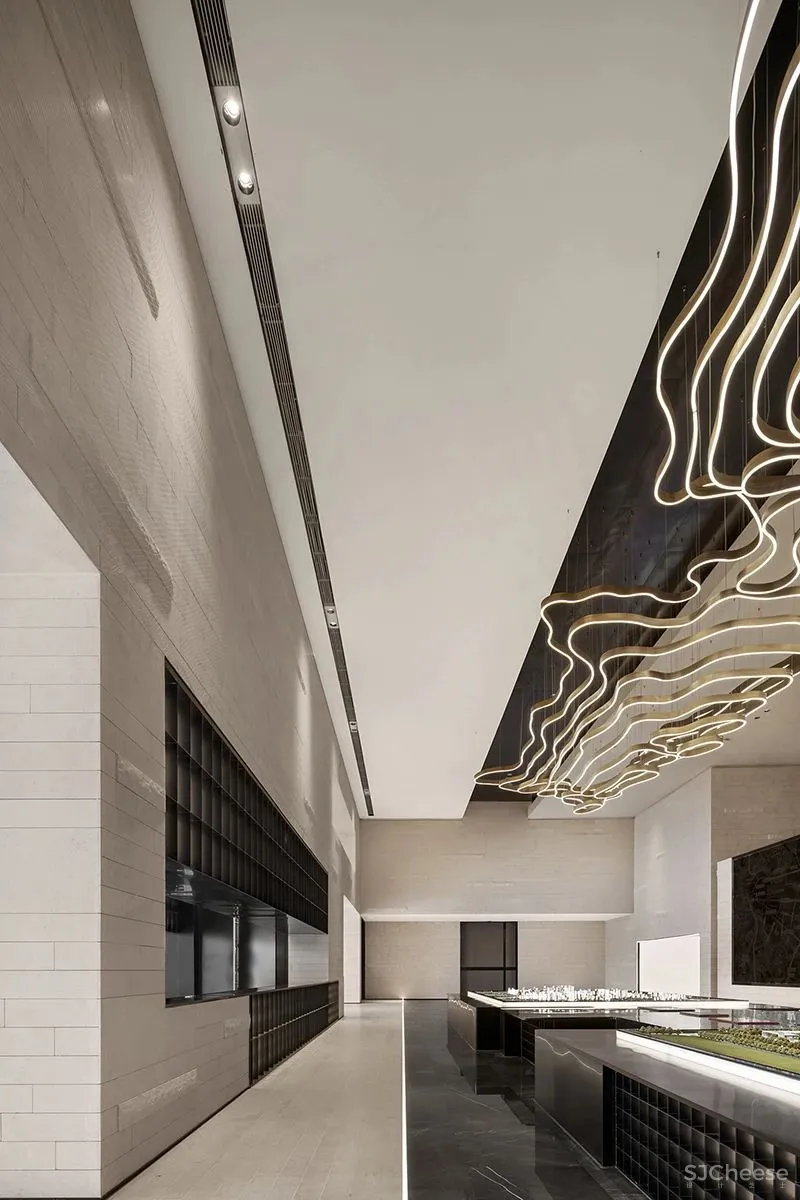 层叠艺术 唐忠汉新作