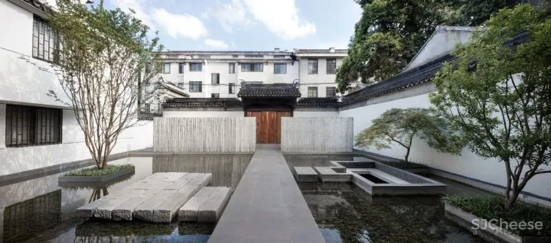 在贝聿铭家族的私宅泡汤，这家苏州大热的精品酒店