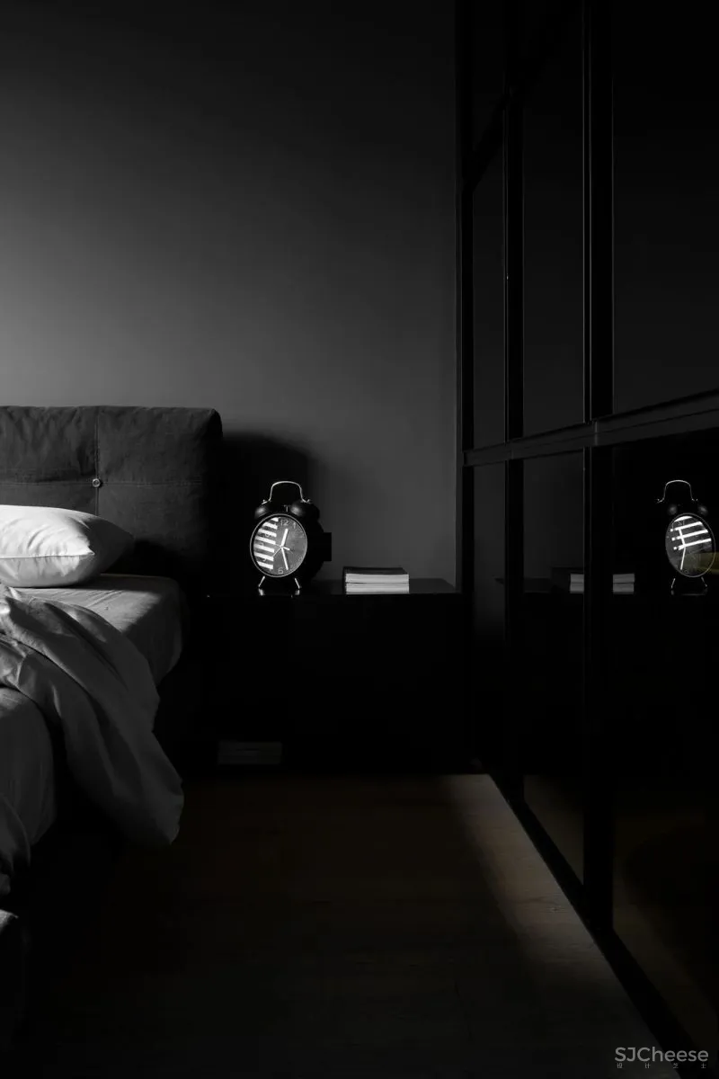 那黑暗的家，给我宁静的眼，我让它来寻找光明