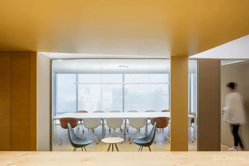 红山设计 自然延展的纯粹空间,气质十足的ECCO总部办公