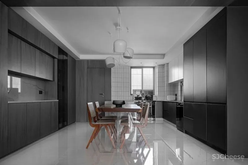 由里空间设计 × 私宅:纯净线条