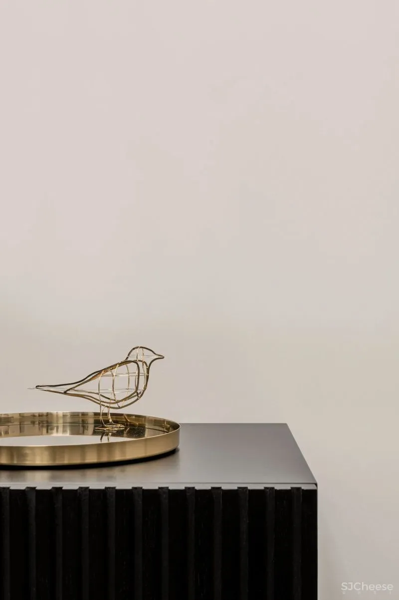 虽然面积只有75平米,可是这个家让我们看到了古典、时髦以及各种有趣的物件