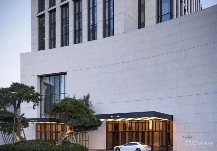 地标性的奢侈品跨界酒店-万众瞩目的宝格丽Bulgari酒店