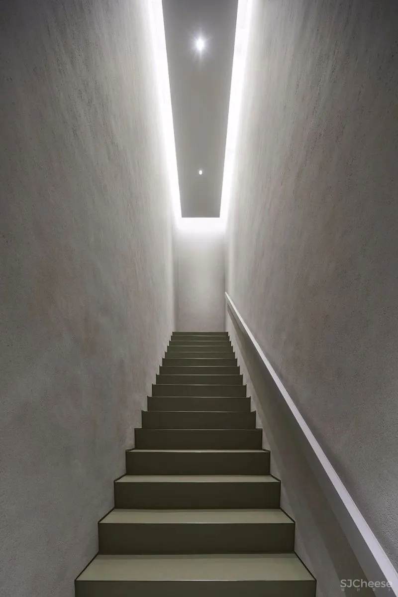 东京 Athletia旗舰店