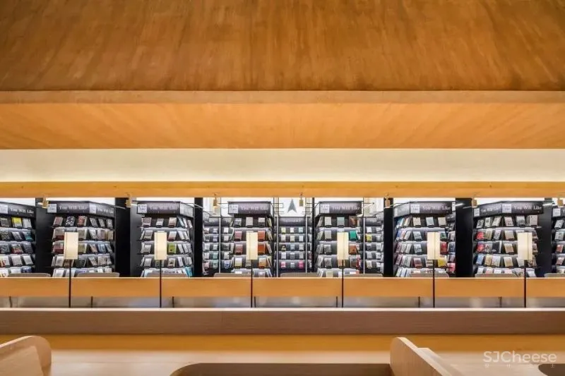 回归读书本质 南之山·古腾堡星汉书店 未韬建筑设计事务所&Giorgio成于思