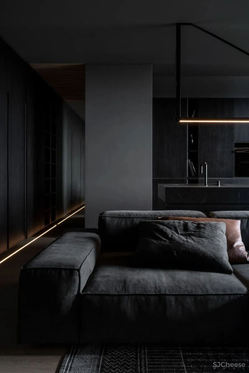 那黑暗的家，给我宁静的眼，我让它来寻找光明