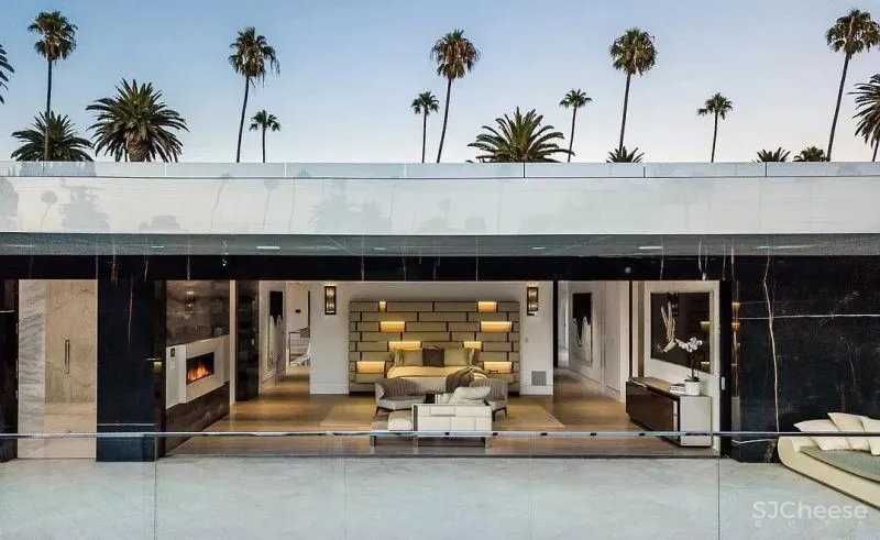 3亿一栋的别墅,仅看到车库就跪了!