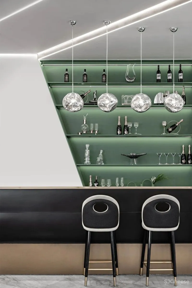 伍玛设计:点、线、面,进化中释放数字浪漫