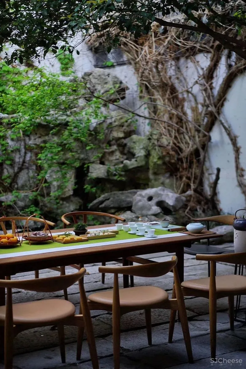 在贝聿铭家族的私宅泡汤，这家苏州大热的精品酒店