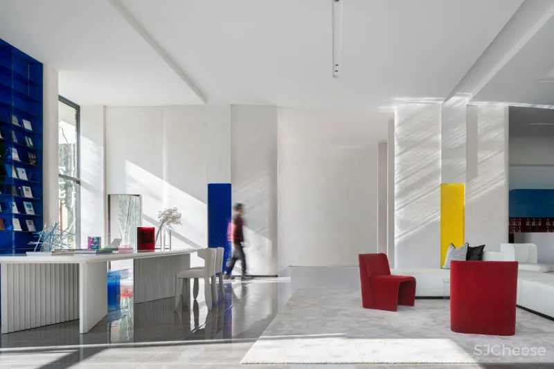 如聿设计 × MOMΛ体验中心：灵动艺术场