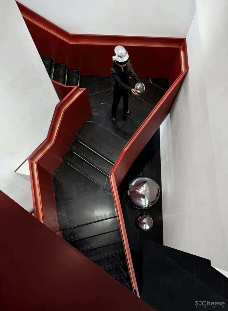 解构主义，发现建筑空间的机械美学 零次方设计