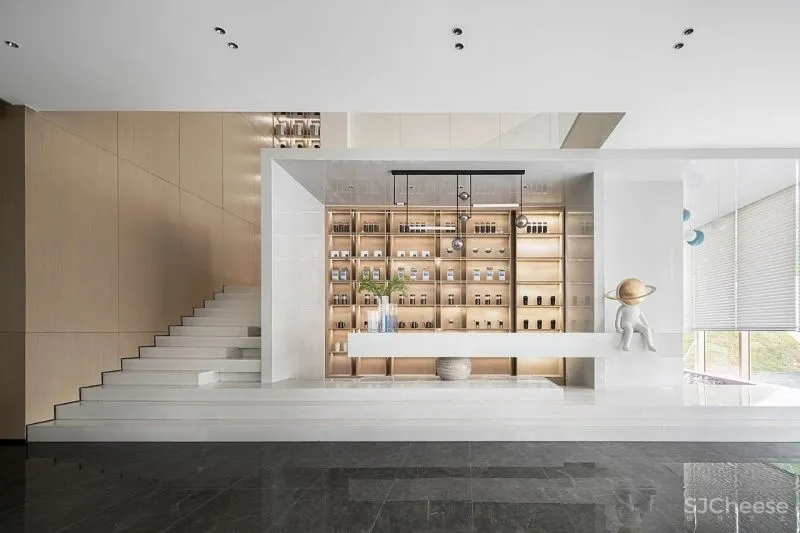 如聿设计:时尚简约设计,开启“星光巡游”之旅!