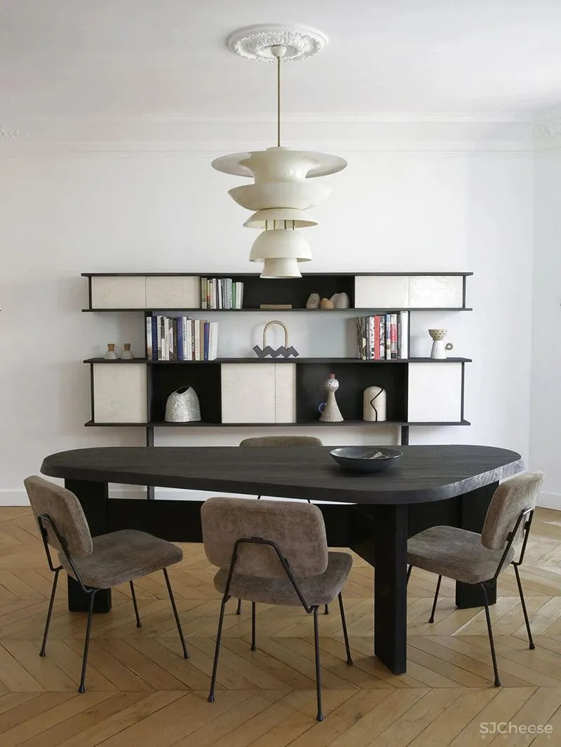 85㎡ 精致公寓,用雕塑做装饰太有腔调了!