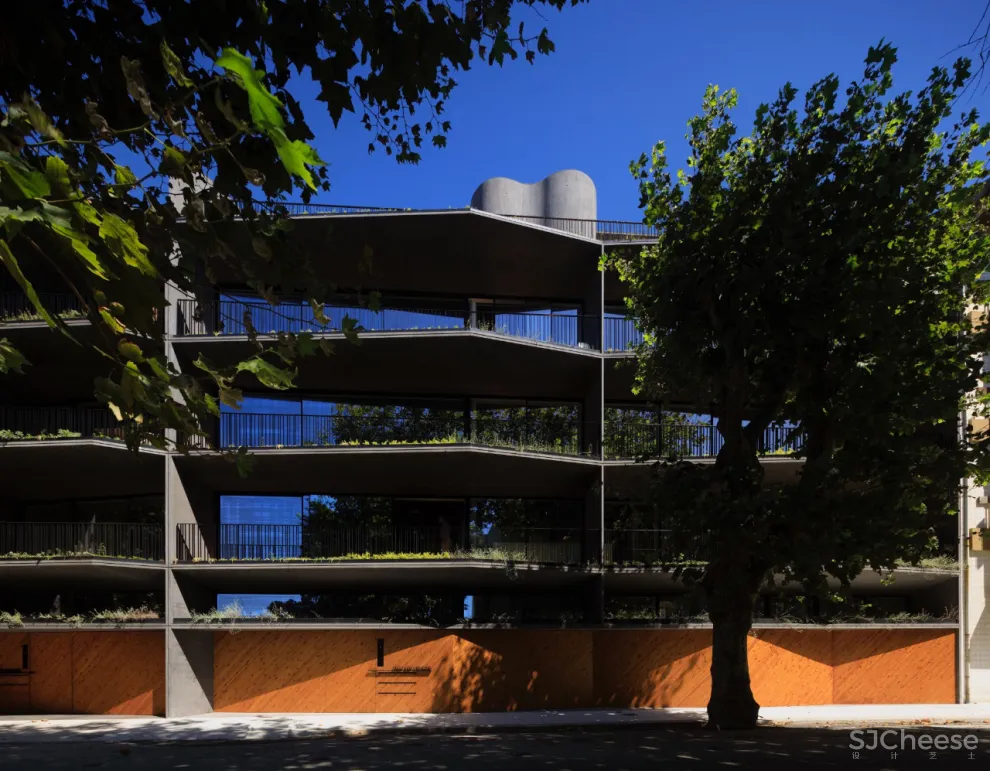 外墙个性内装简单的精装公寓，简约自然才是未来趋势