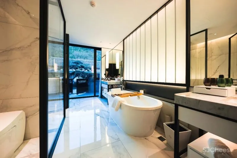 东钱湖畔再现国牌奢华酒店，在隈研吾的美术馆旁，建了一座日式庭院