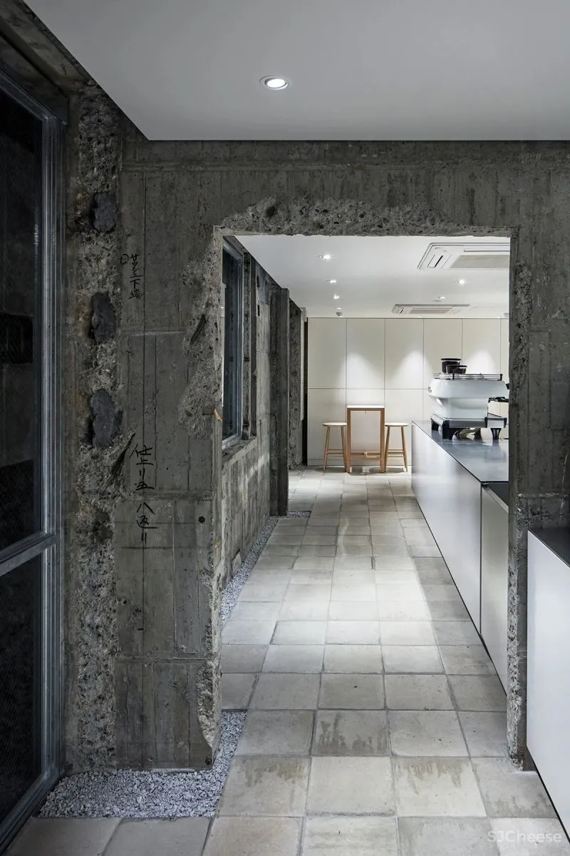 叫板星巴克!日本“网红”设计师,把老厂房改造成咖啡馆,价值47亿,吸引千万人打卡!