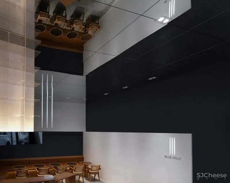 故事空间新作 | 城市狩猎者BLUE WOLF