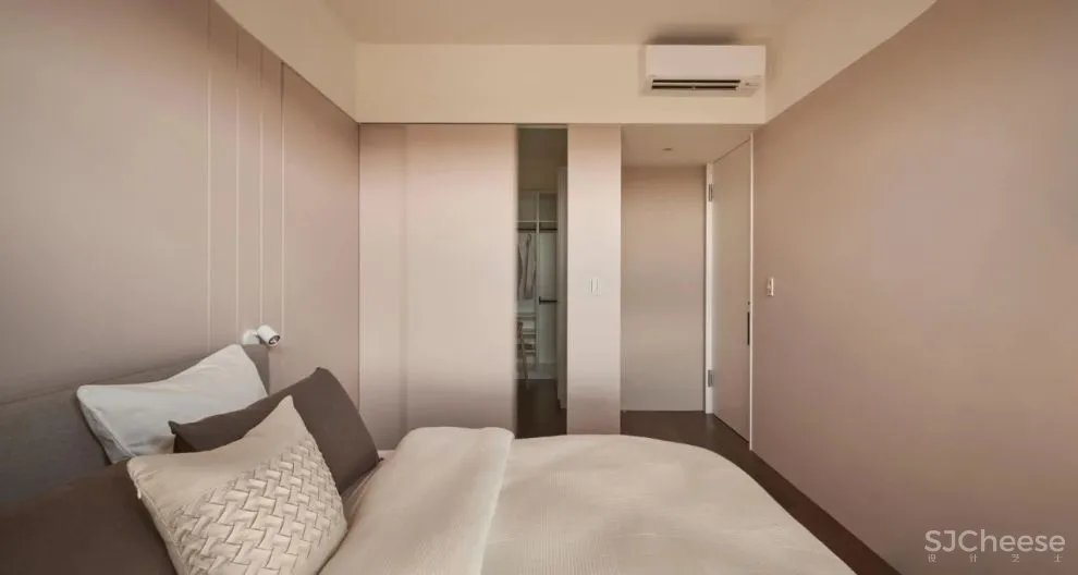 原木纯白空间感,简约轻盈的台式美宅