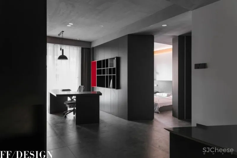 骚动的红 | 明而暖的独居空间