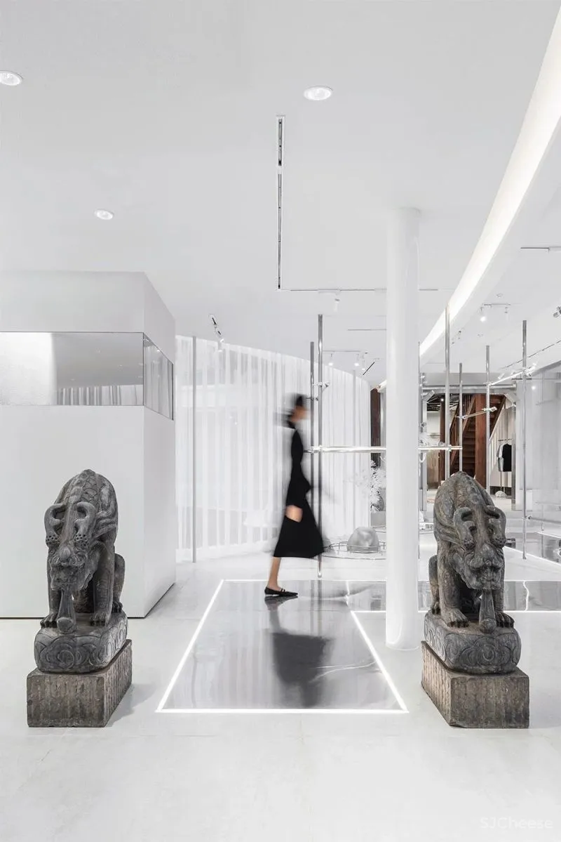 新作 FOURTRY SPACE潮流生活体验空间,成都 STUDIOLITE