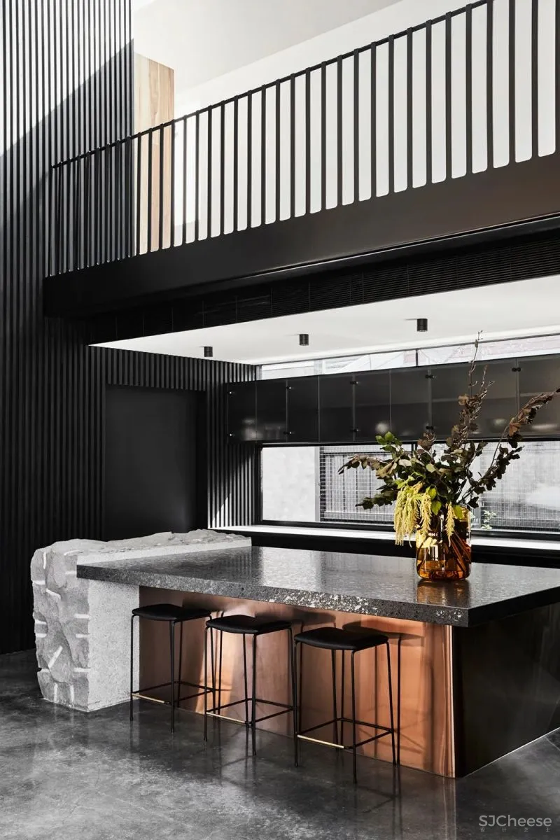 帅气迷人的工业风，酷极了 Splinter Society