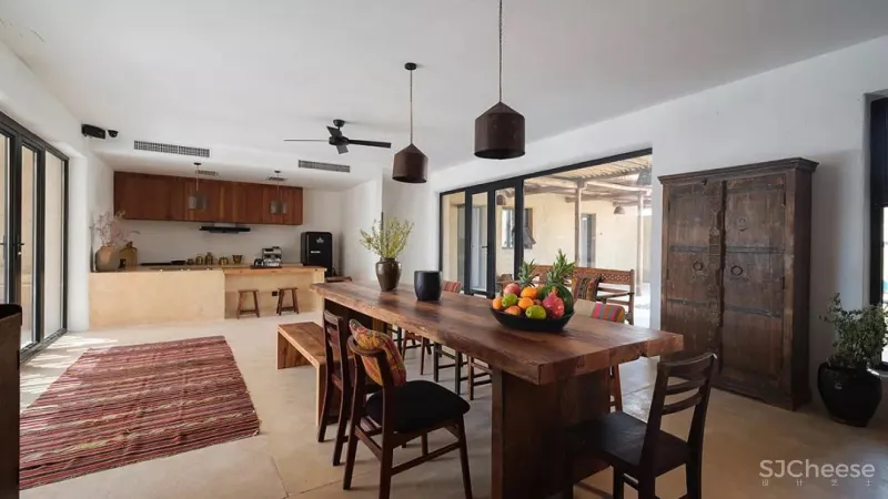 被《跑男》取景的中国小摩洛哥,还是个大佬云集的民宿集群,去年我就抢先打卡了!