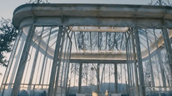 1800㎡大豪宅，月租竟要248万？！主卧带天窗，连马斯克都想住！