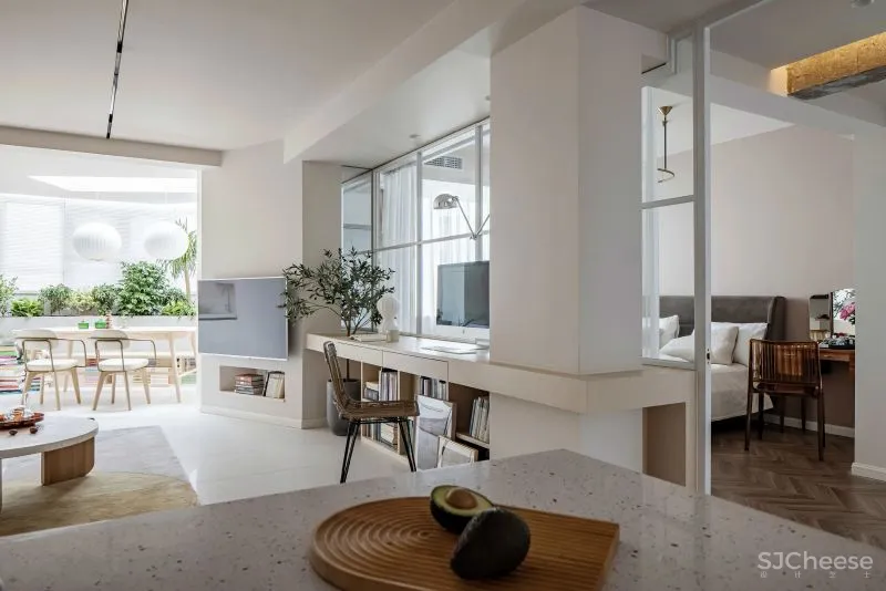 “书迷”教师夫妻的复古家,客厅卧室打通,餐厅放阳台,90㎡显大3倍!美呆!