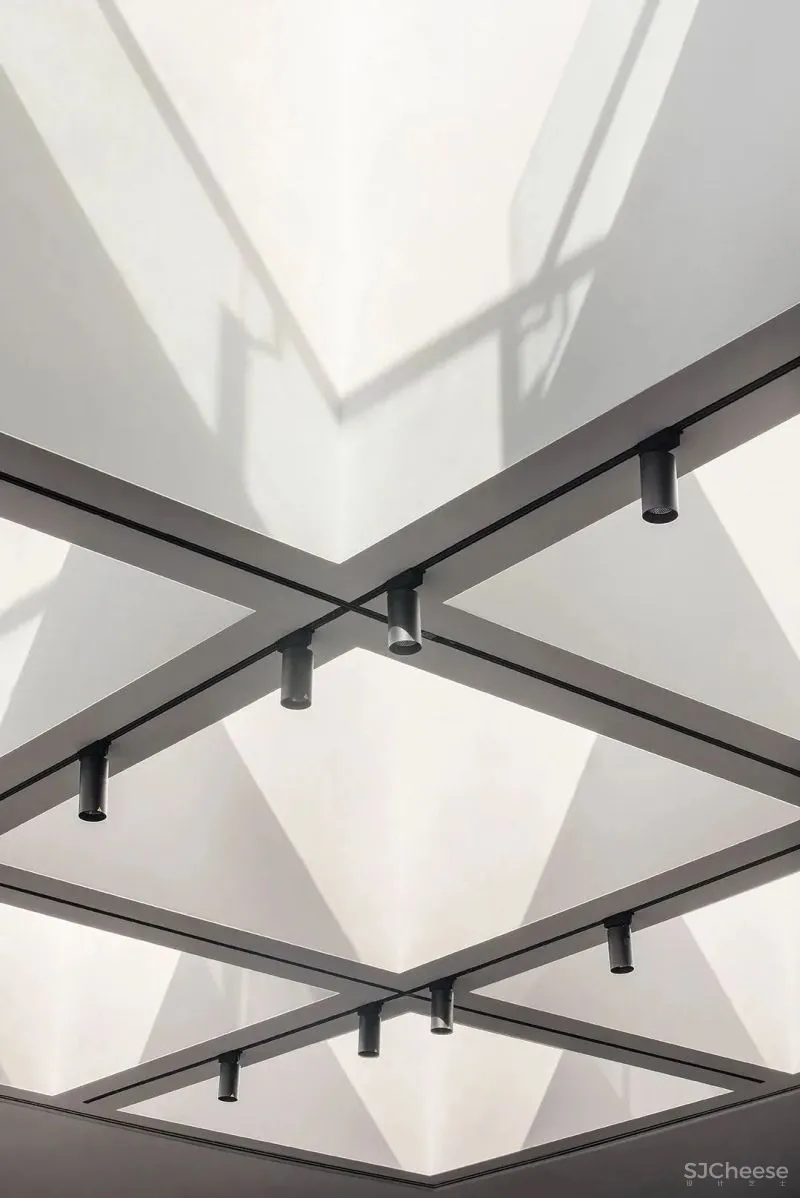 成都金融街融府销售中心 | 郑树芬新作