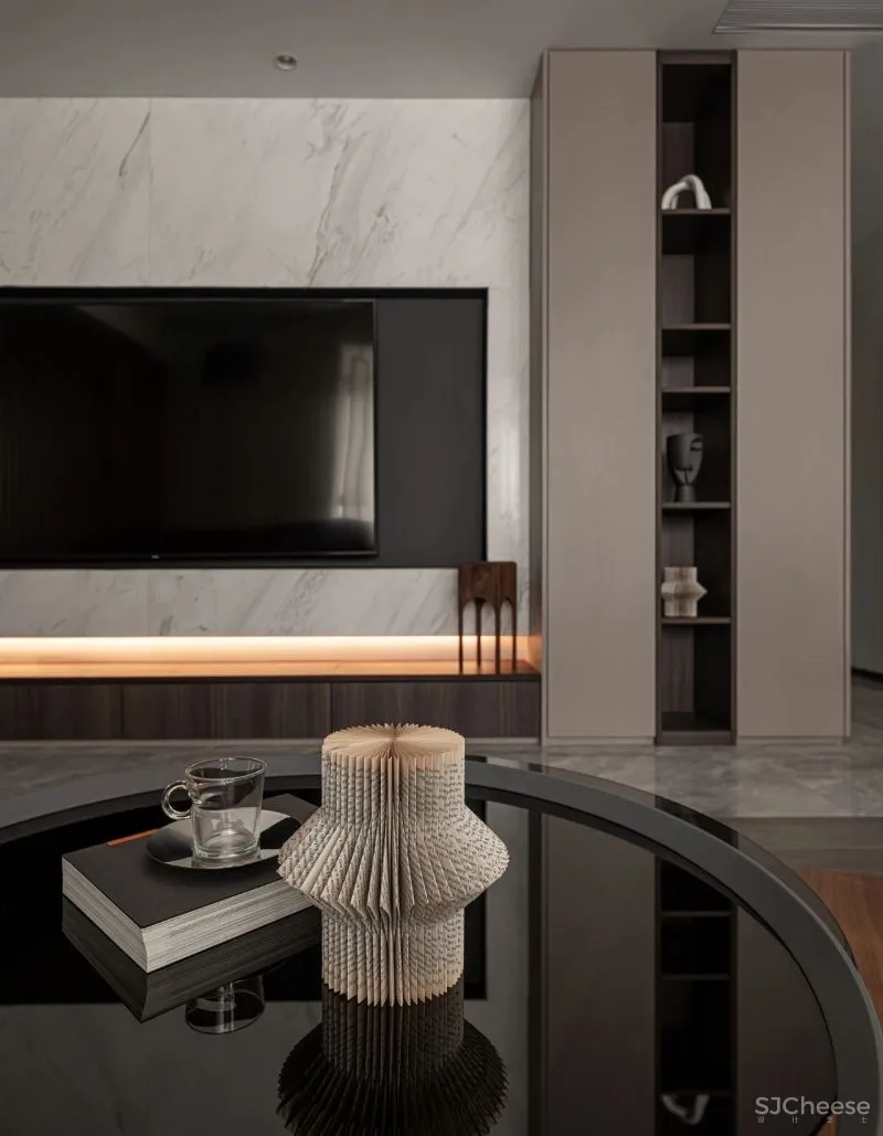 135㎡简约风,巧用大地色系,她家优雅又耐看!