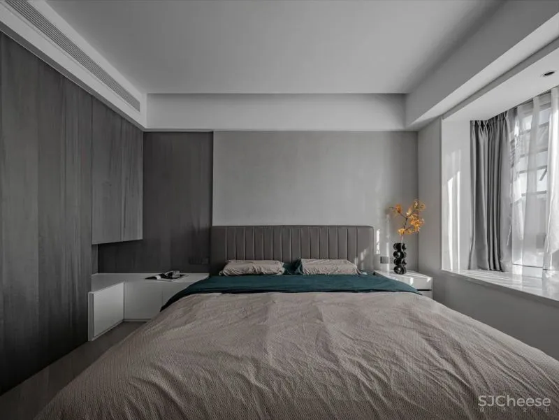 由里空间设计 × 私宅:纯净线条