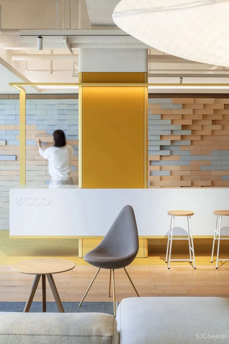 红山设计 自然延展的纯粹空间,气质十足的ECCO总部办公