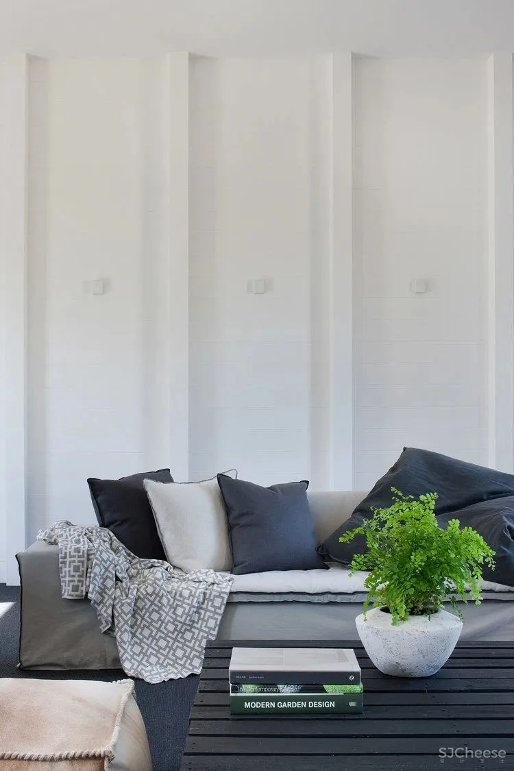 质朴自然的实用主义 Rachcoff Vella新作