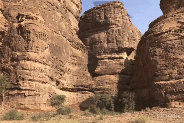 因追求完美，赔偿甲方13.6亿！这位“变态”建筑师，在岩石中凿了个酒店！