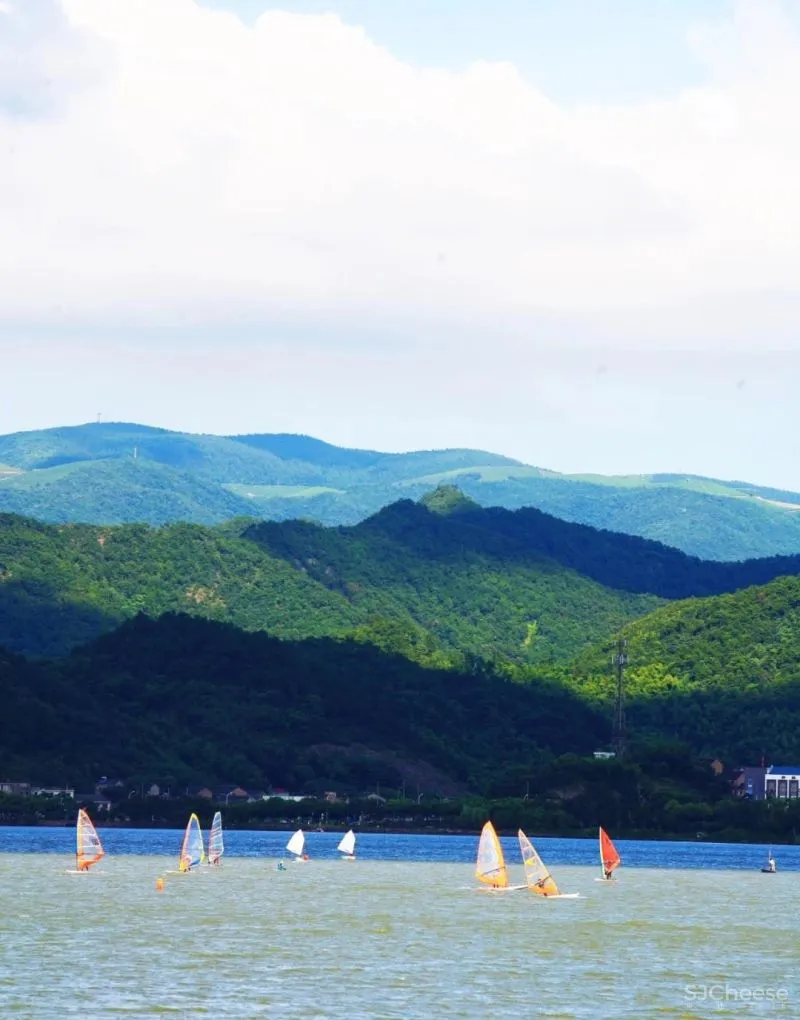 东钱湖畔再现国牌奢华酒店，在隈研吾的美术馆旁，建了一座日式庭院