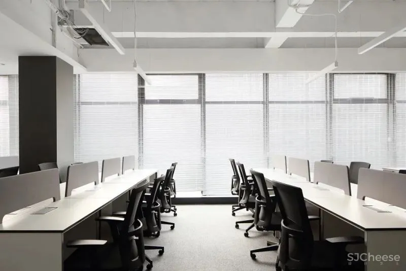 极简办公空间充满格调 尺度之下的自由