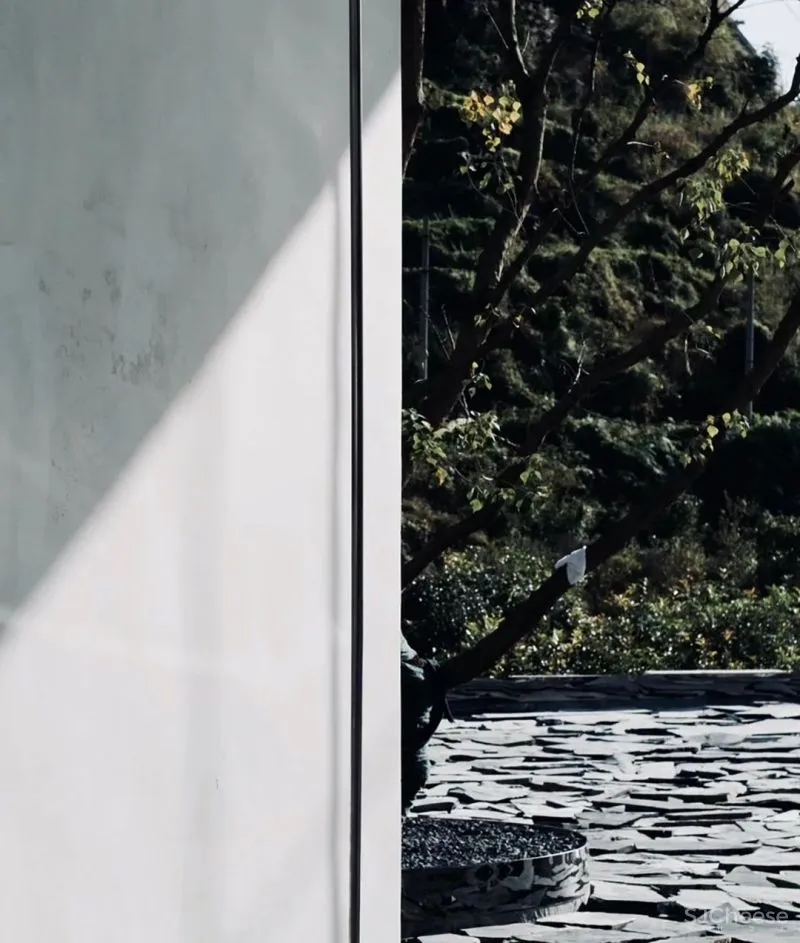 G ART 集艾 410㎡ 野奢大平层,自带空中泳池,坐拥一座山!