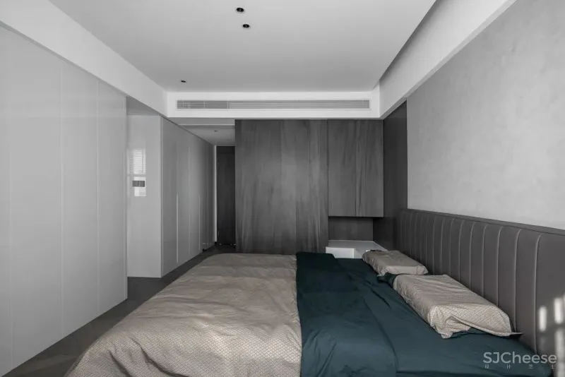 由里空间设计 × 私宅:纯净线条