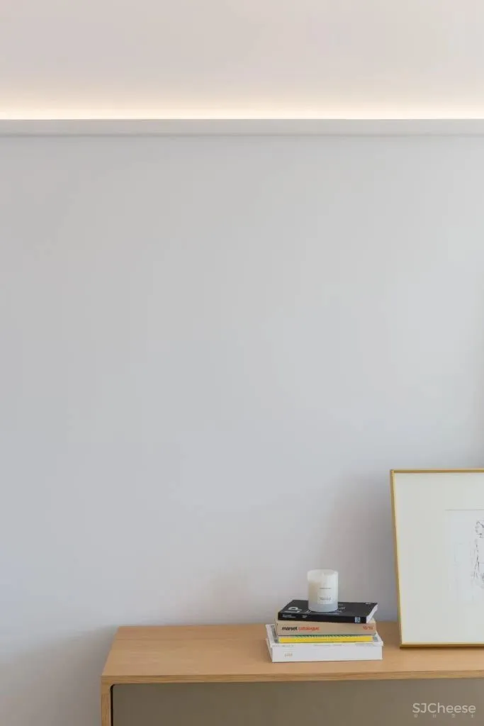 西班牙极简住宅,灯带设计,太高级了!