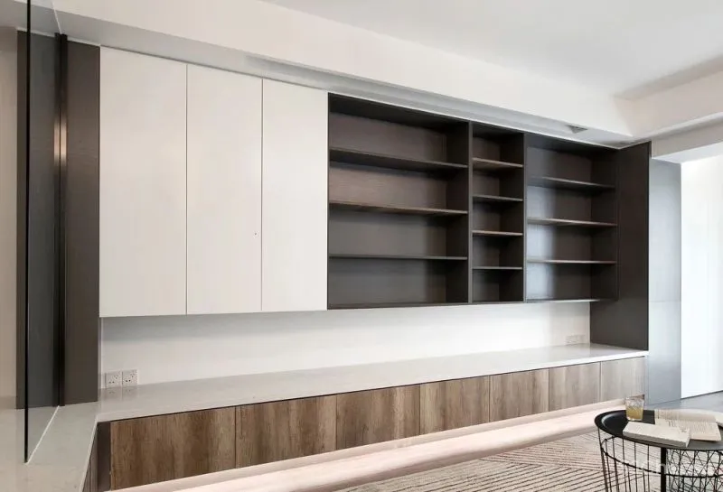 电视墙已经OUT了，现在都这么放电视！